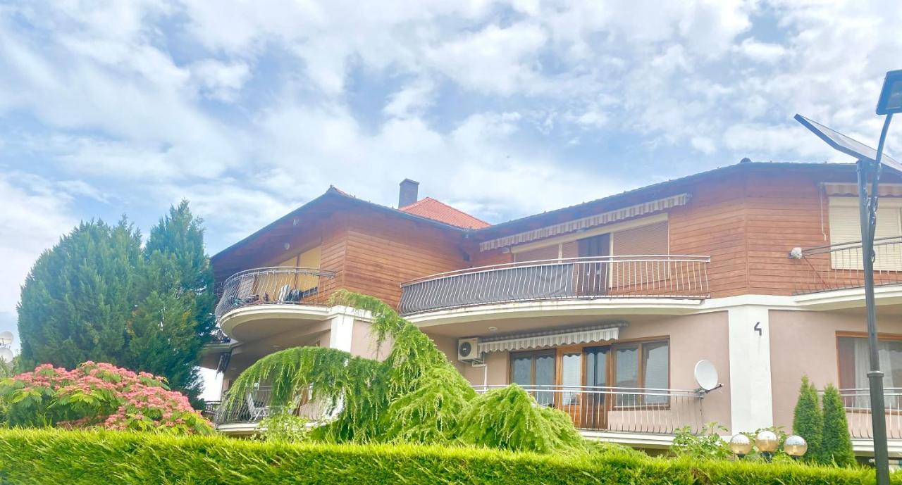 Selyemakácapartman Balatonlelle Bagian luar foto